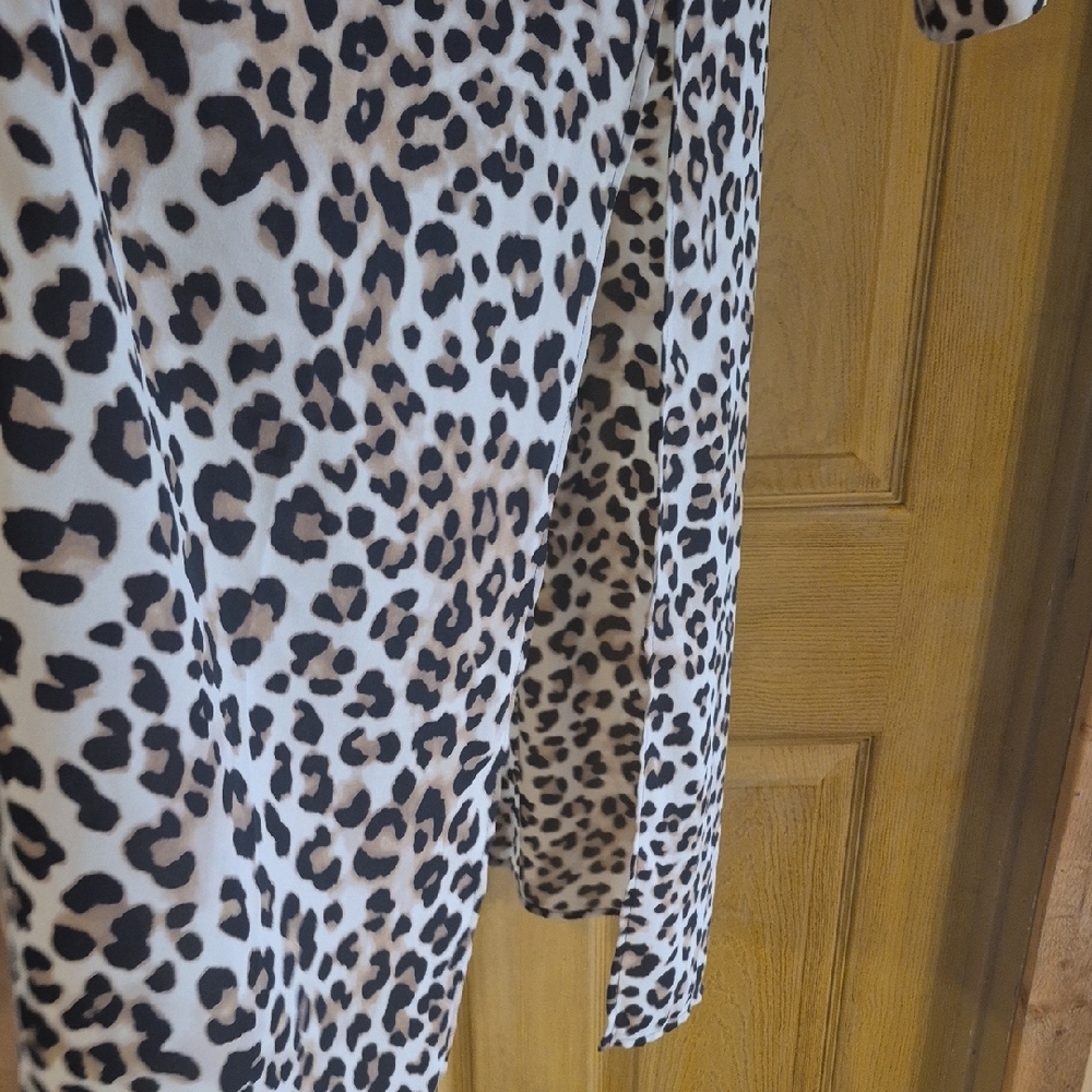 Chico's Animal Print Long Button Up Top Or Duster 41 Inches Long Size Chicos 2 - Picture 5 of 9